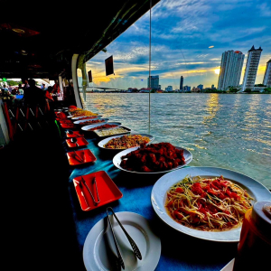 방콕 왕궁 & 씬 방콕 고급 레스토랑 & 욧 시암 보트 단독 투어